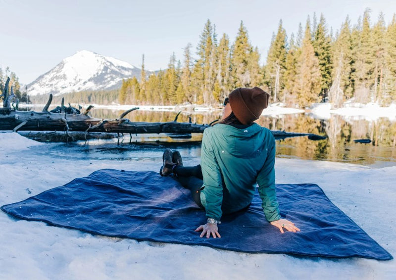 finding the best outdoor waterproof blanket 